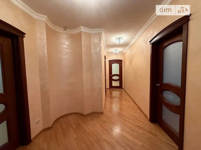 Продаж 4к квартири 141 кв. м на вул. Срібнокільська 1 • ID 3