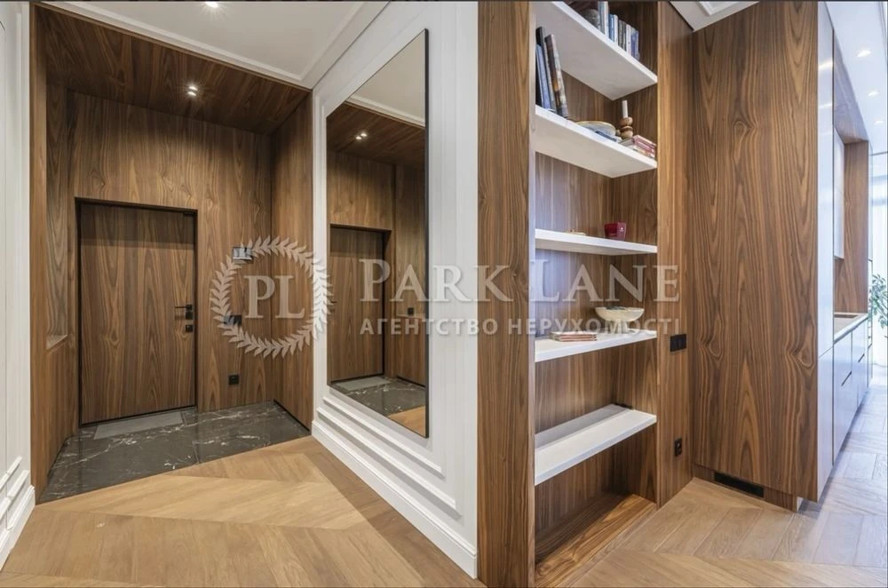 Продаж 3к квартири (102м2) з новим ремонтом в ЖК Смарагдовий
