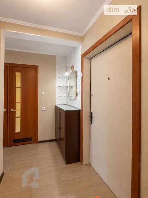 Продаж 1к квартири 35.5 кв. м на пров. Оксани Вороніної 1 •