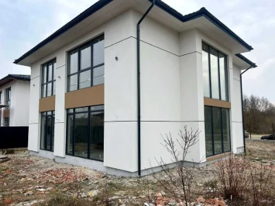Будинок. Івано-Франківськ, Романа Левицького вул.