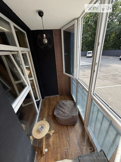 Продаж 1к квартири 48 кв. м на просп. Академіка Глушкова 42