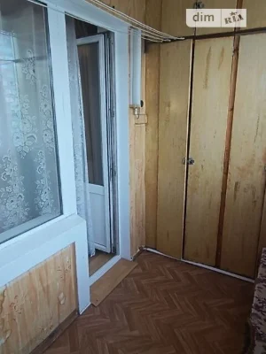 Продаж 3к квартири 82 кв. м на вул. Олександри Екстер 12 • I