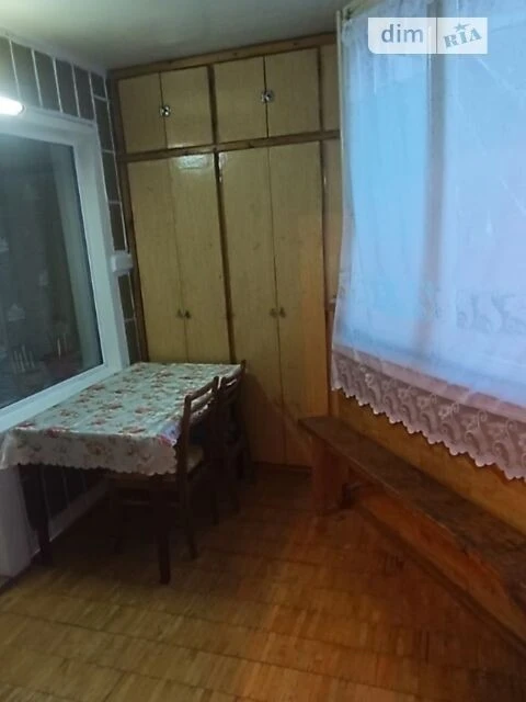 Продаж 3к квартири 82 кв. м на вул. Олександри Екстер 12 • I