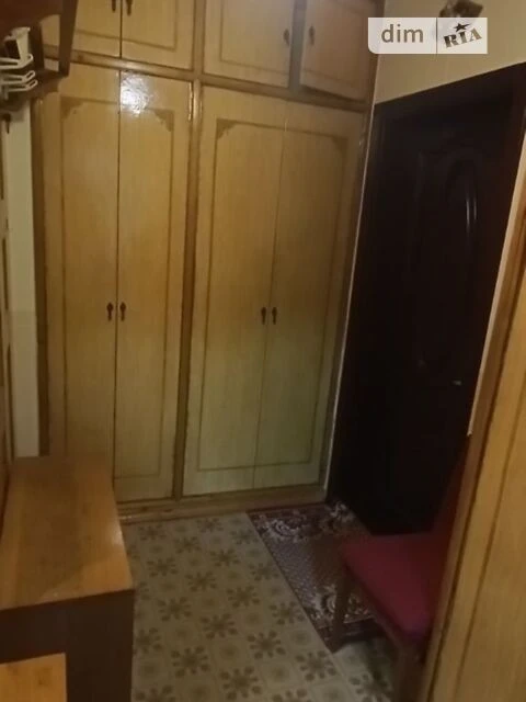Продаж 3к квартири 82 кв. м на вул. Олександри Екстер 12 • I