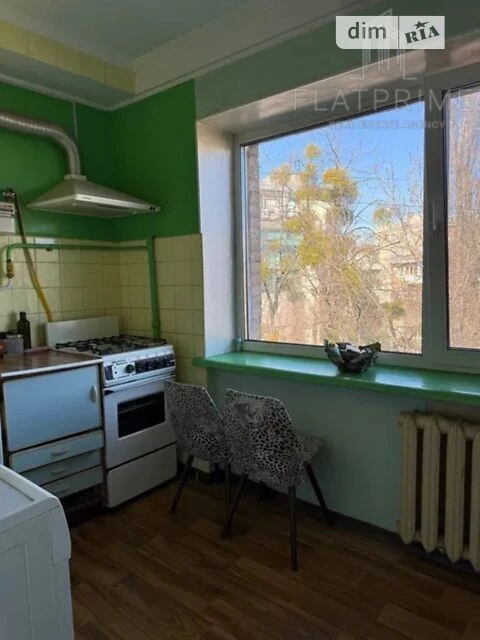 Продаж 2к квартири 44.6 кв. м на бул. Миколи Міхновського 28