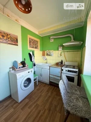 Продаж 2к квартири 44.6 кв. м на бул. Миколи Міхновського 28