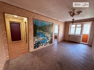Продаж 3к квартири 56.1 кв. м на вул. Сергія Берегового 17А
