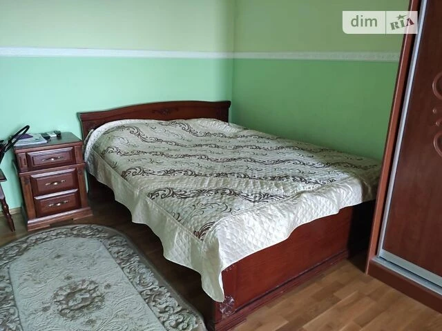 Продаж 1к квартири 59 кв. м на вул. Костянтина Данькевича 10