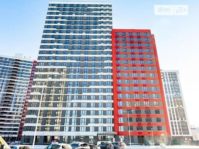 Продаж 3к квартири 78 кв. м на вул. Всеволода Змієнка 15/21