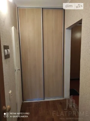 Продаж 3к квартири 76 кв. м на вул. Степана Олійника 11 • ID