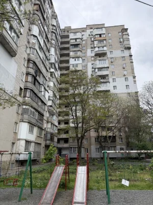 Продам квартиру на Бочарова, поселок Котовского.