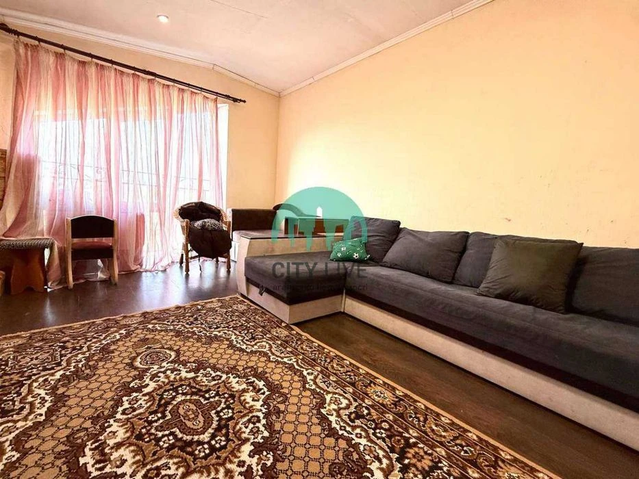 For sale attic 3 rooms sq m on Pasichna. Possibly under the state program