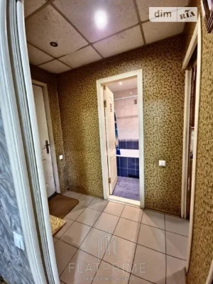 Продаж 1к квартири 27 кв. м на просп. Любомира Гузара 9А • I