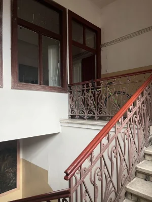 Продаж квартири з мансардою вул. Собранецька