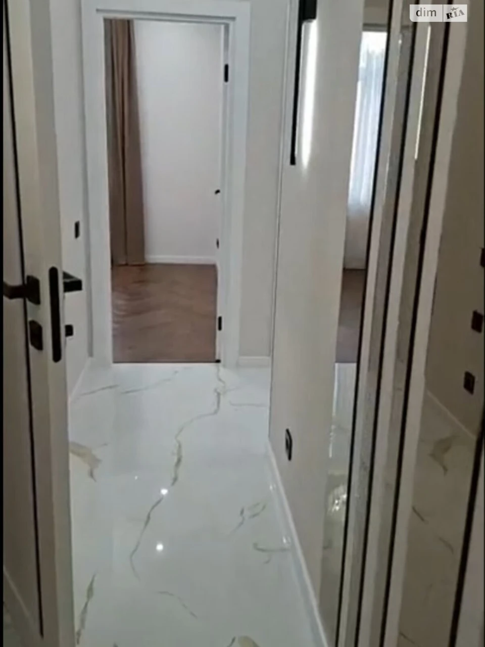 Продаж Квартира Ближні Млини