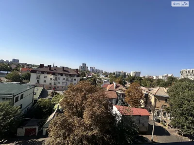 Продаж Квартира Середній Фонтан