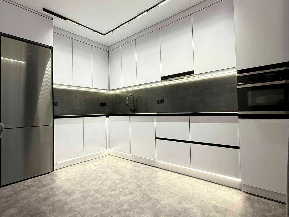 Квартира. Івано-Франківськ, Юліана Пелеша вул., 3, к