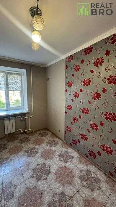 Квартира на продаж,  3-кімнатна , 65 м2,