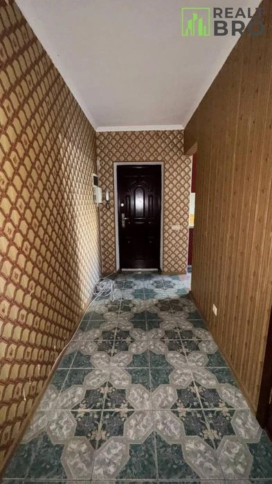 Квартира на продаж,  3-кімнатна , 65 м2,