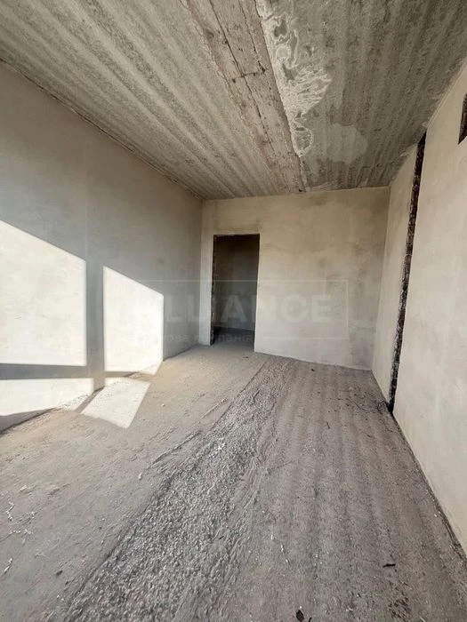 I am selling a two-room apartment in a newly built house near Vokz