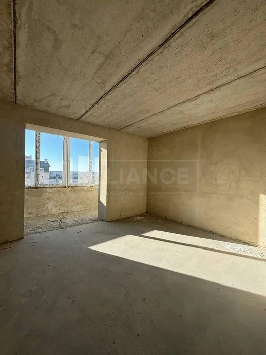 I am selling a two-room apartment in a newly built house near Vokz