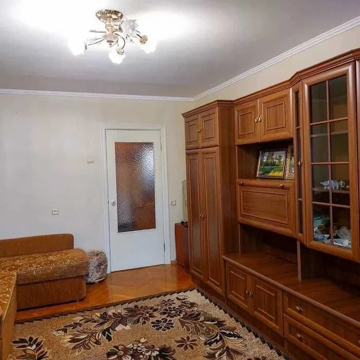 1к. квартира Троєщина, бул. Л. Бикова 7. Газова плита