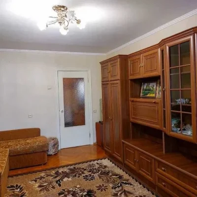 1к. квартира Троєщина, бул. Л. Бикова 7. Газова плита