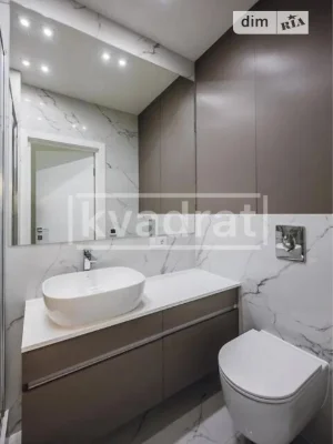 Довготривала оренда 2к квартири на вул. Салютна 2Б • ID 3477