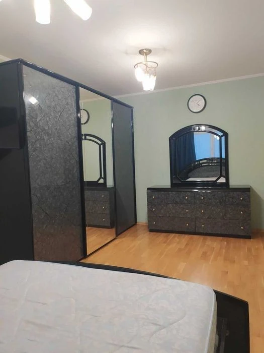 Здам 2к кв на Оболонському пр 14 А