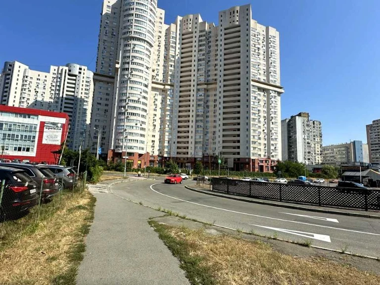 Квартира. Київ, Олександра Мишуги вул.
