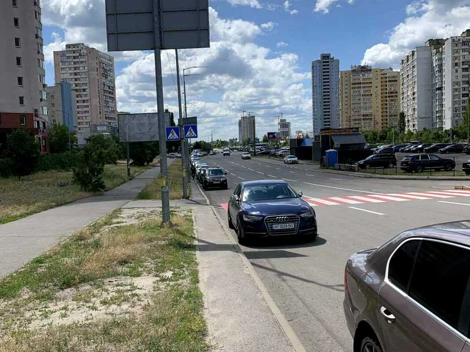 Квартира. Київ, Олександра Мишуги вул.