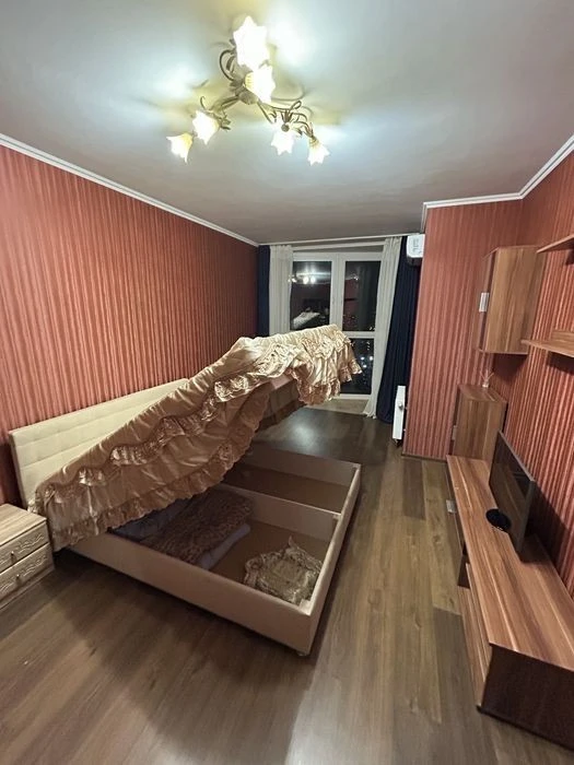Оренда 1 кімнатної квартири з дивовижним панорамним видом за