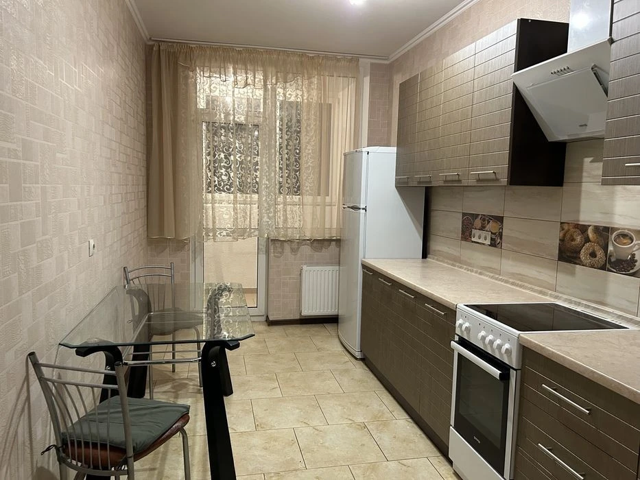 Оренда 1 кімнатної квартири з дивовижним панорамним видом за