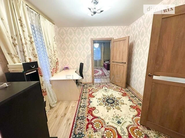 Довгострокова оренда будинку від посередника на пров. Сім'ї
