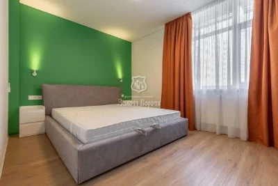 Продаж 2-кімнатної квартири 67.8 м², Олександра Олеся вул.,