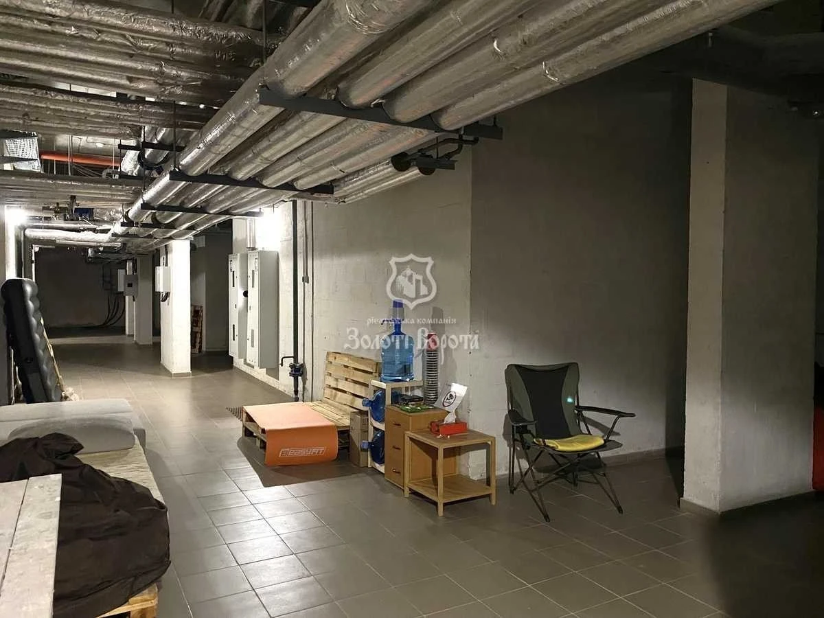 Продаж 2-кімнатної квартири 67.8 м², Олександра Олеся вул.,