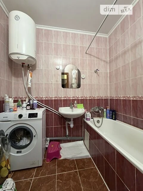 Sale of 2-room apartment 66.5 sq. m. on Oleny Pchilky 2B street • ID 3