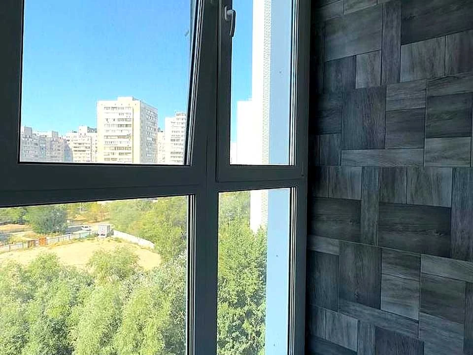 Квартира. Київ, Ревуцького вул.