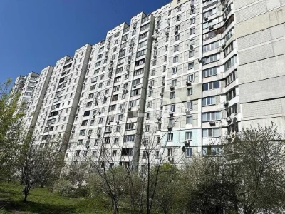 Sale of 4-room apartment 109.7 m², Petra Hryhorenko Ave