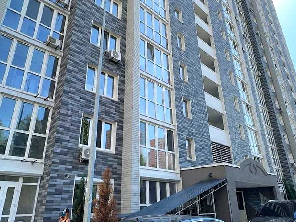 Квартира. Київ, Ревуцького вул.