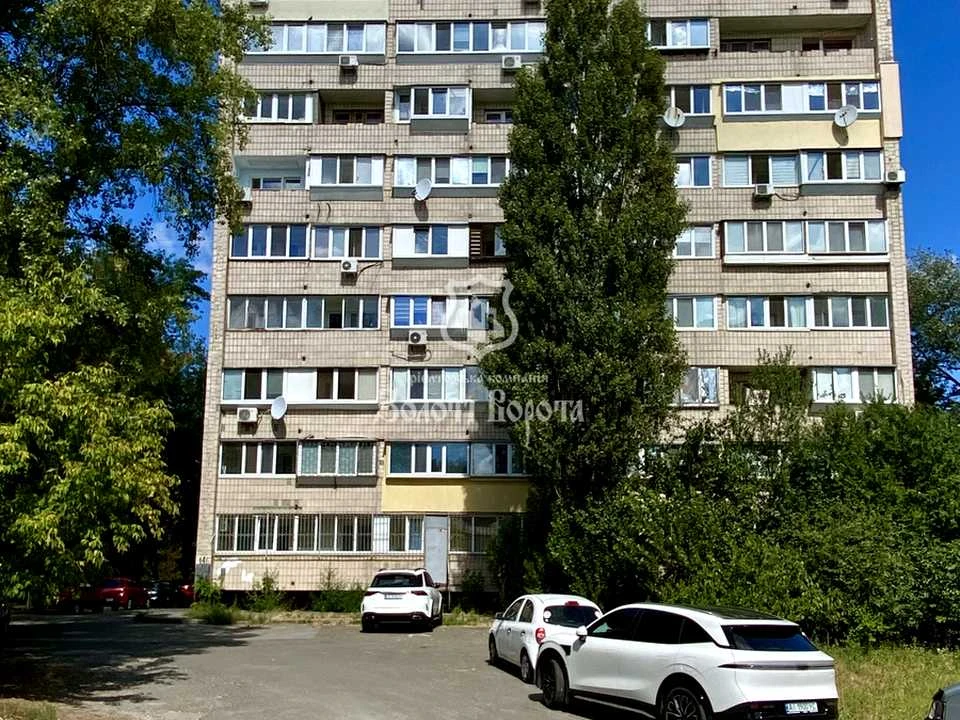 Квартира. Київ, Олександра Довженка вул.