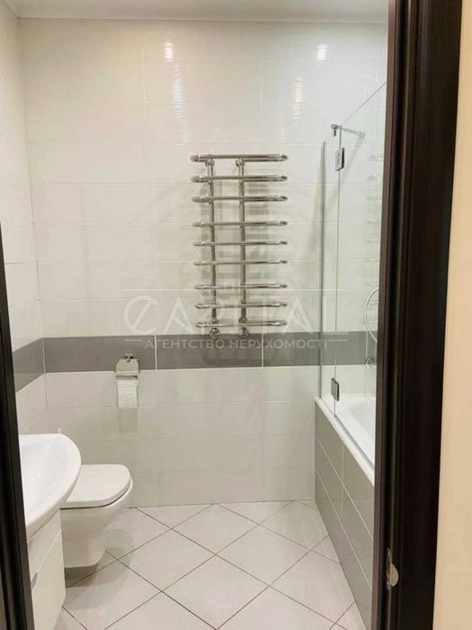 Stylish 2-room apartment for sale in Comfort Town residential complex, Dnipro