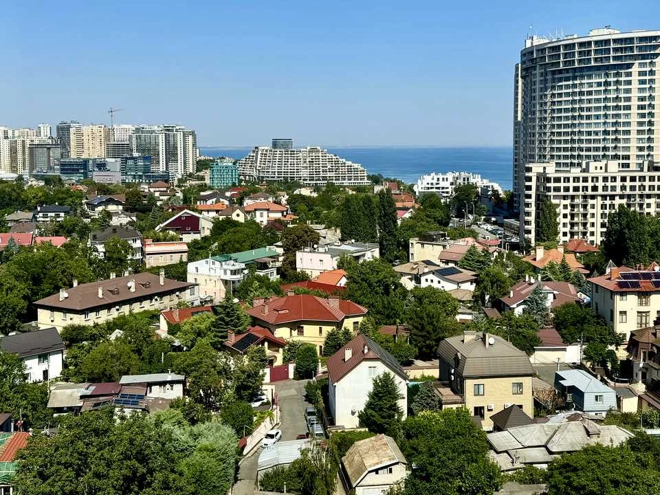 Квартира. Одеса, Літературна вул.