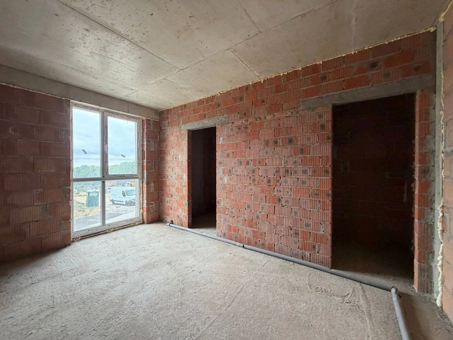 3-room apartment for sale in the residential complex 'Viking Hills', Shchurat Street