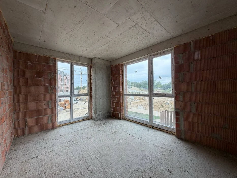 3-room apartment for sale in the residential complex 'Viking Hills', Shchurat Street