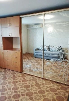 Продается 1 комнатная квартира на проспекте Небесной Сотни,