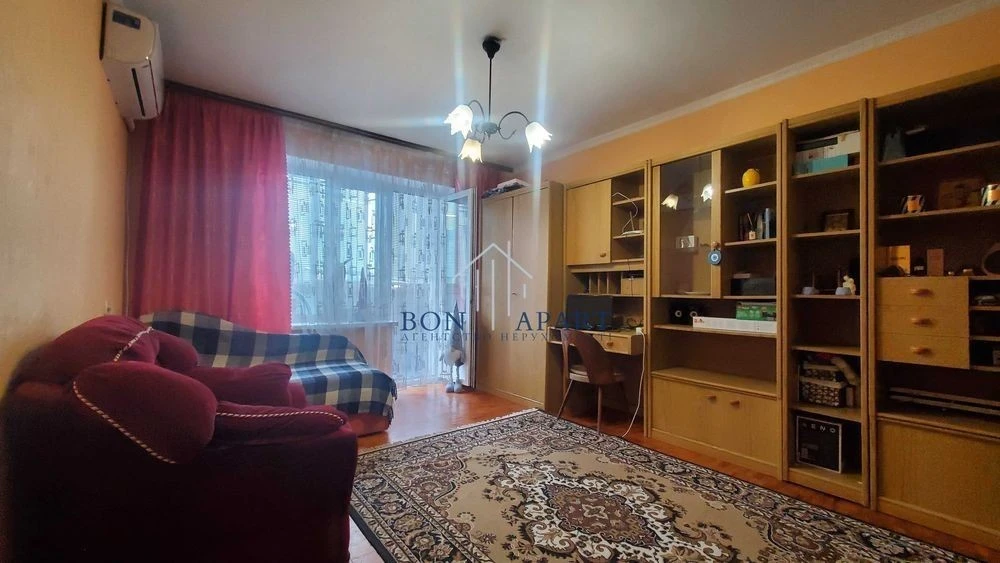 Продаж 1к. квартири по вул. Василя Касіяна 2-А. Метро Іподро