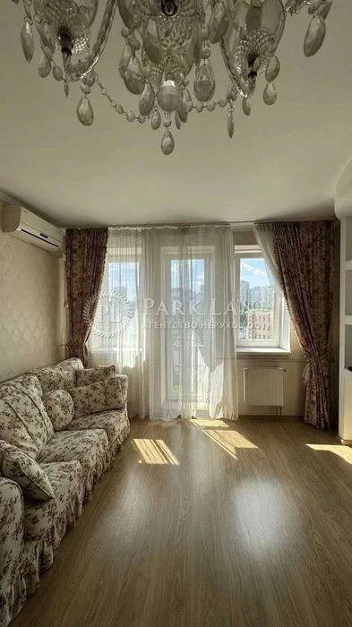 Продаж 2-кімнатної квартири в ЖК «Голосієво» вул. Голосіївсь