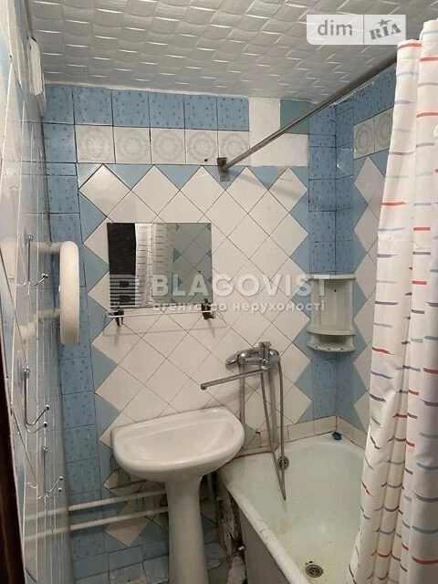 Sale of a 3-room apartment of 69 sq. m on Patriarha Mstislava Skry street