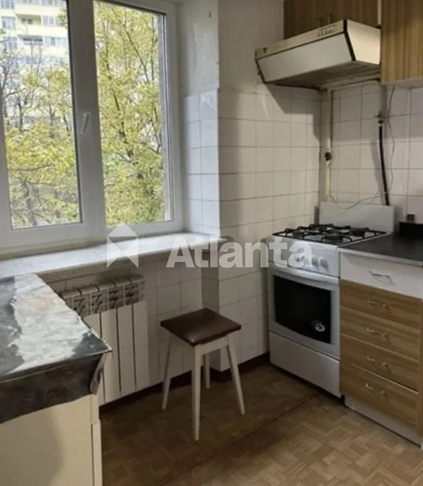 Голосіівський, метро Голосіівька, 3 поверх, газ, Постанови,